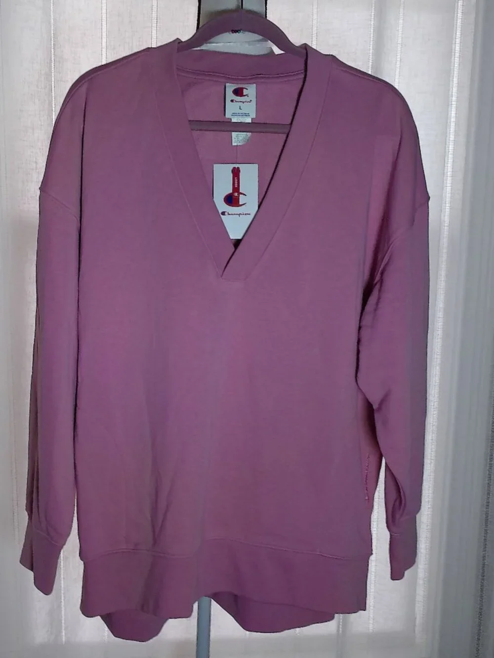 CHAMPION NWT Long Sleeve V-Neck Medium Pink Hi Lo Sweatshirt L